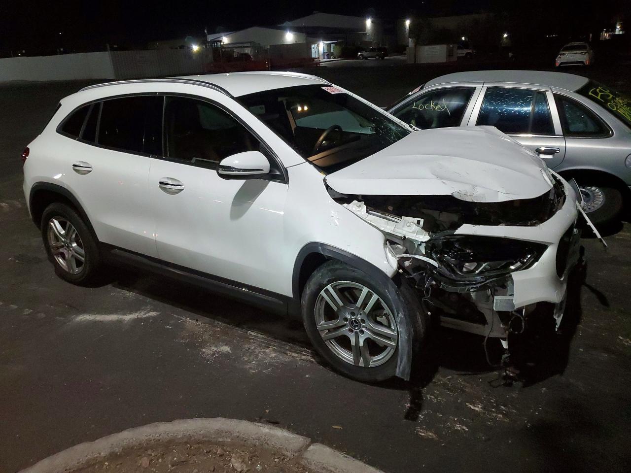 2021 Mercedes-Benz Gla 250 4Matic - zdjęcie 4