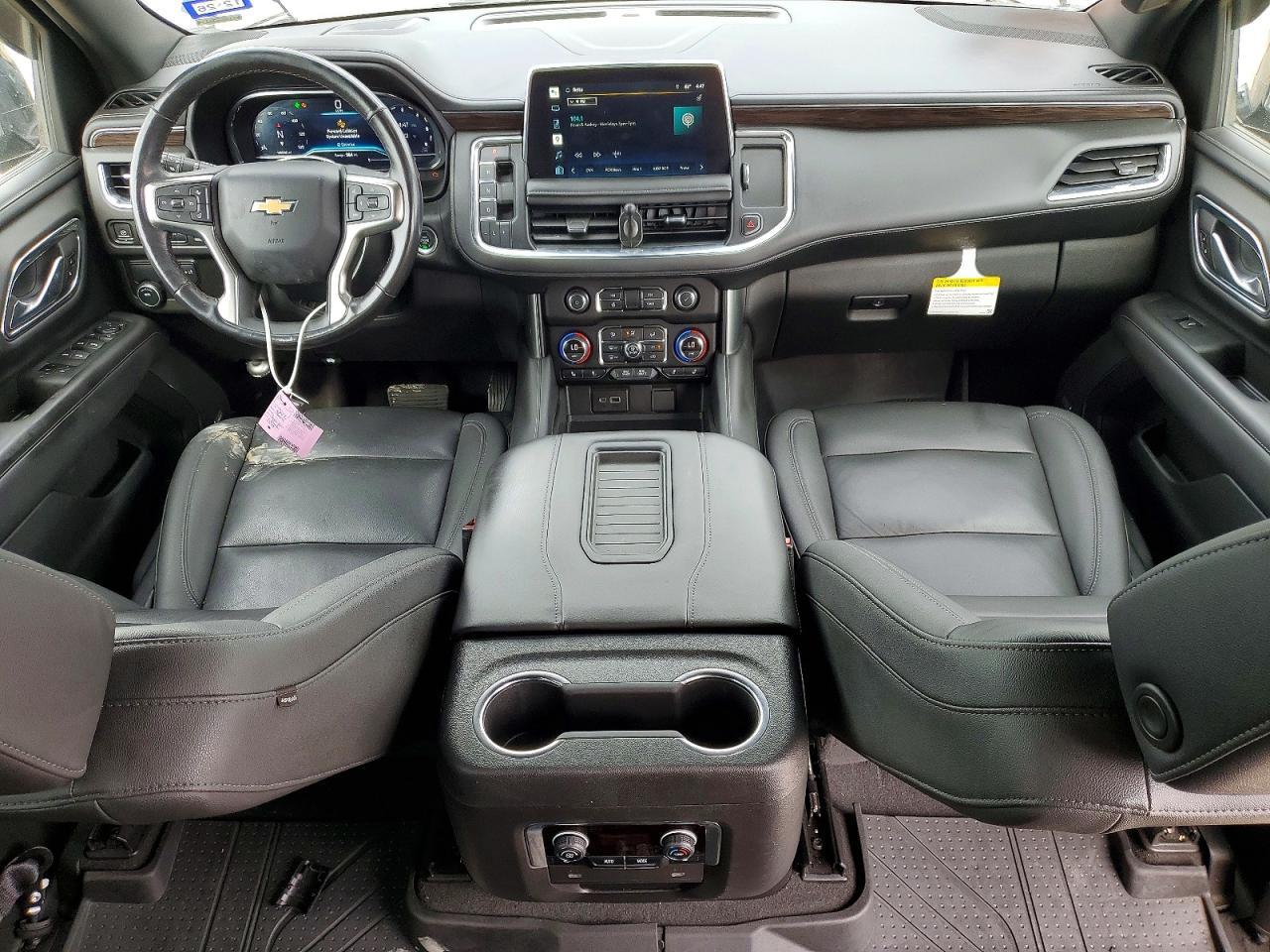 2022 Chevrolet Suburban C1500 Lt - zdjęcie 8