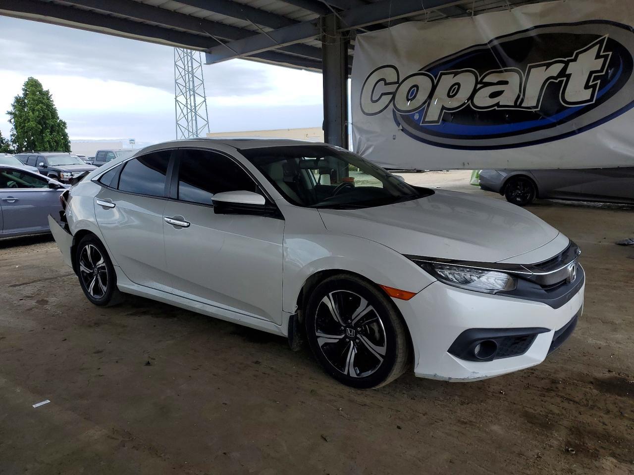 2017 Honda Civic Touring - zdjęcie 4