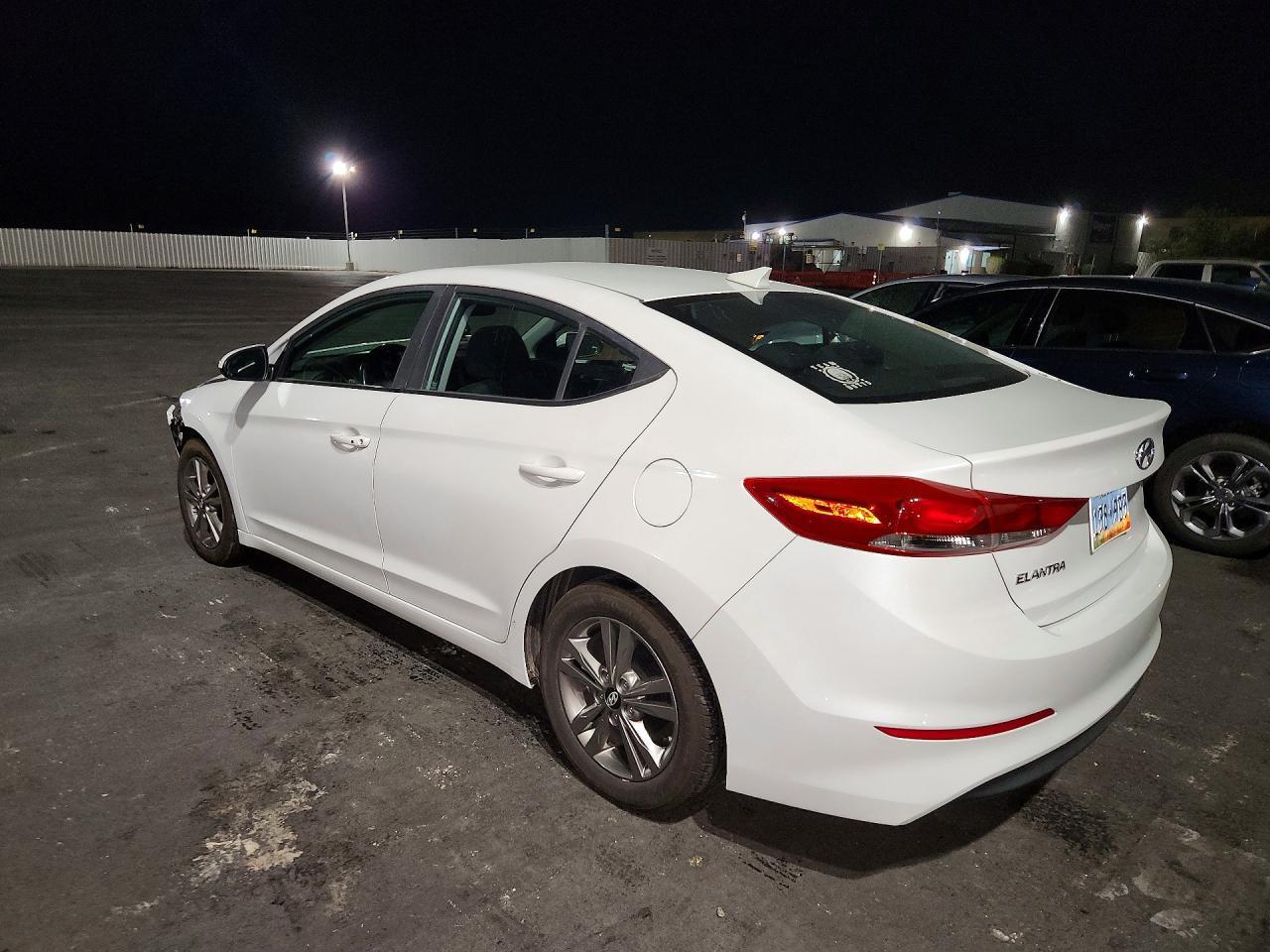 2017 Hyundai Elantra Value Edition - zdjęcie 2