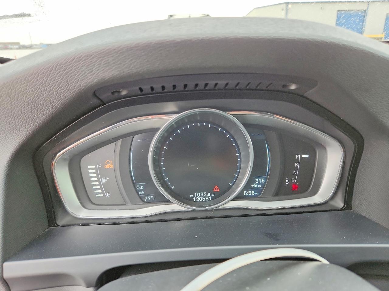 2016 Volvo V60 Cross Country Platinum - zdjęcie 9