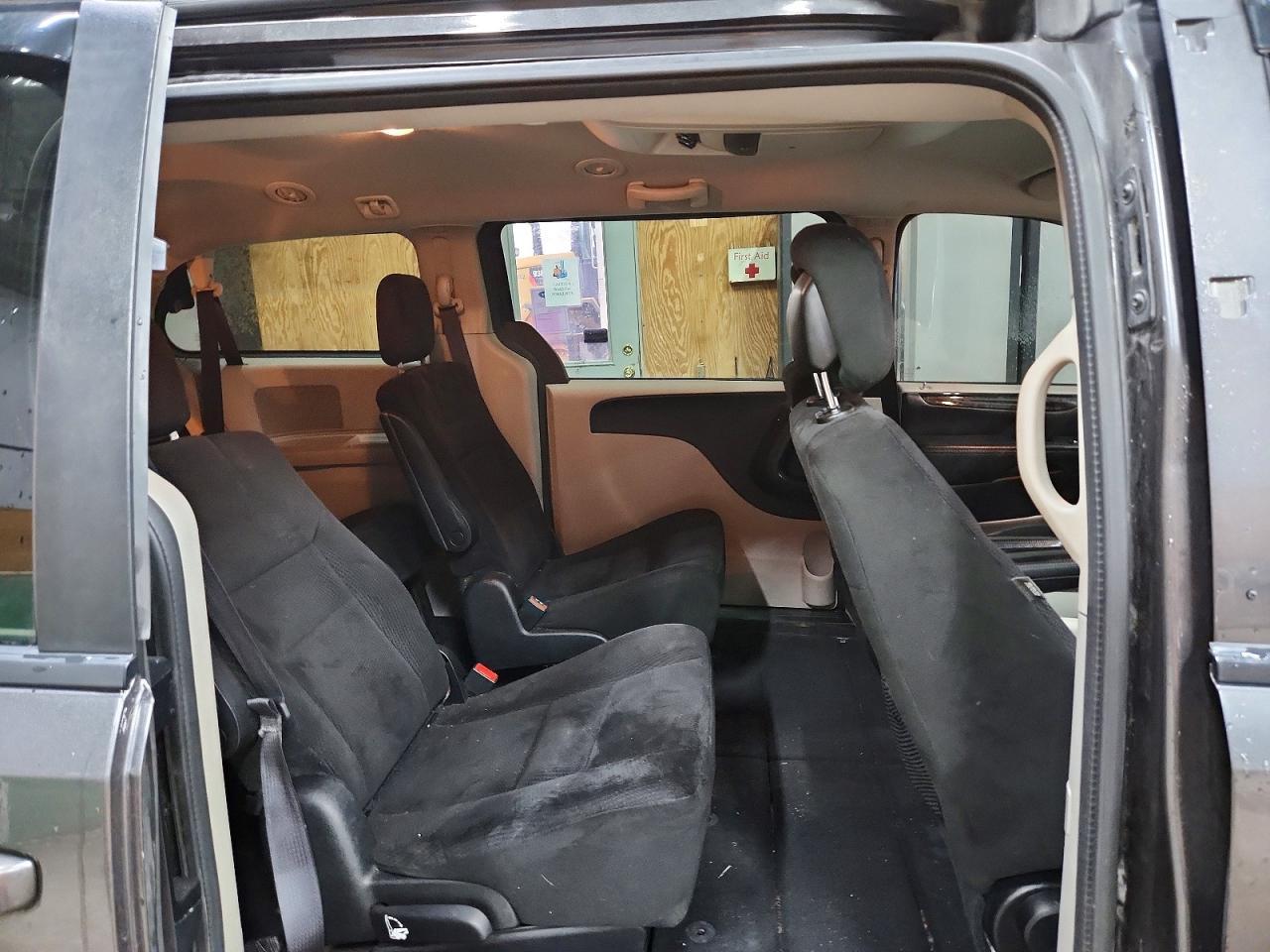 2015 Dodge Grand Caravan Sxt - zdjęcie 11