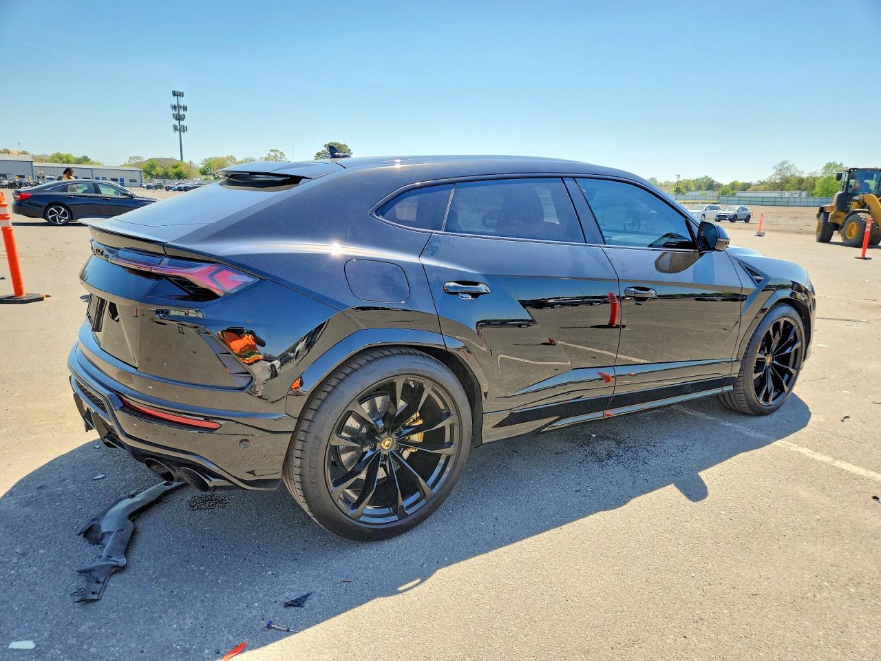 2019 Lamborghini Urus - zdjęcie 3