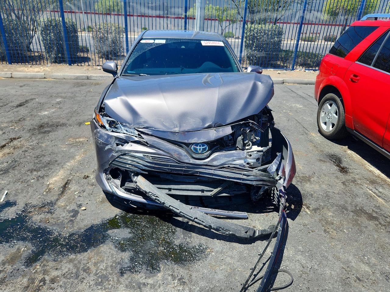 2019 Toyota Camry Le - zdjęcie 5