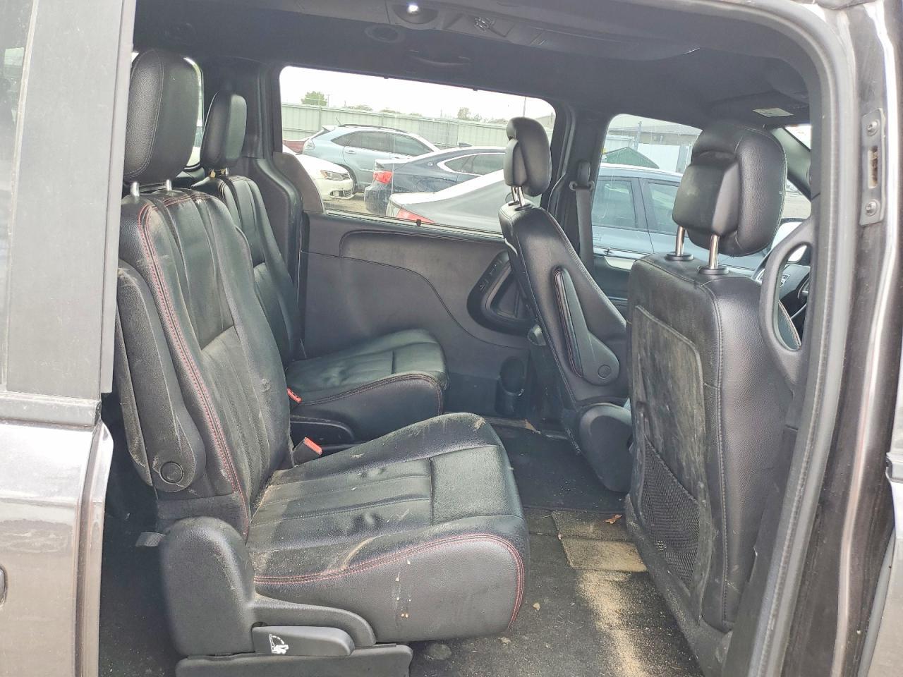 2017 Dodge Grand Caravan Gt - zdjęcie 11