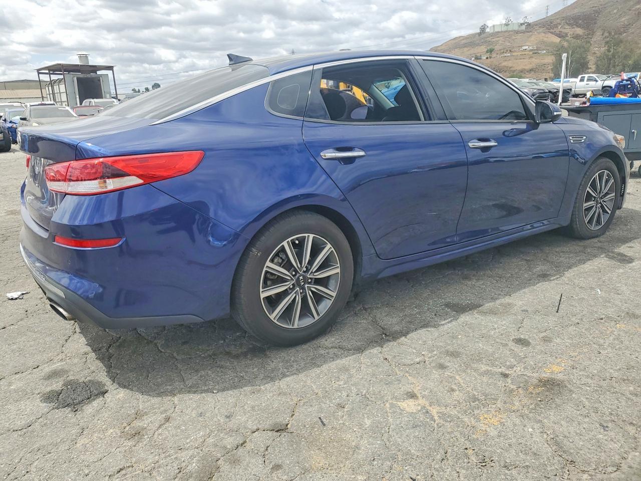 2019 Kia Optima Lx - zdjęcie 3