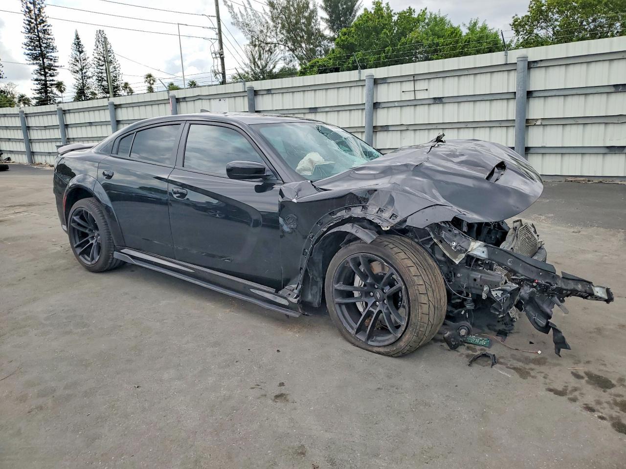 2023 Dodge Charger Scat Pack - zdjęcie 4