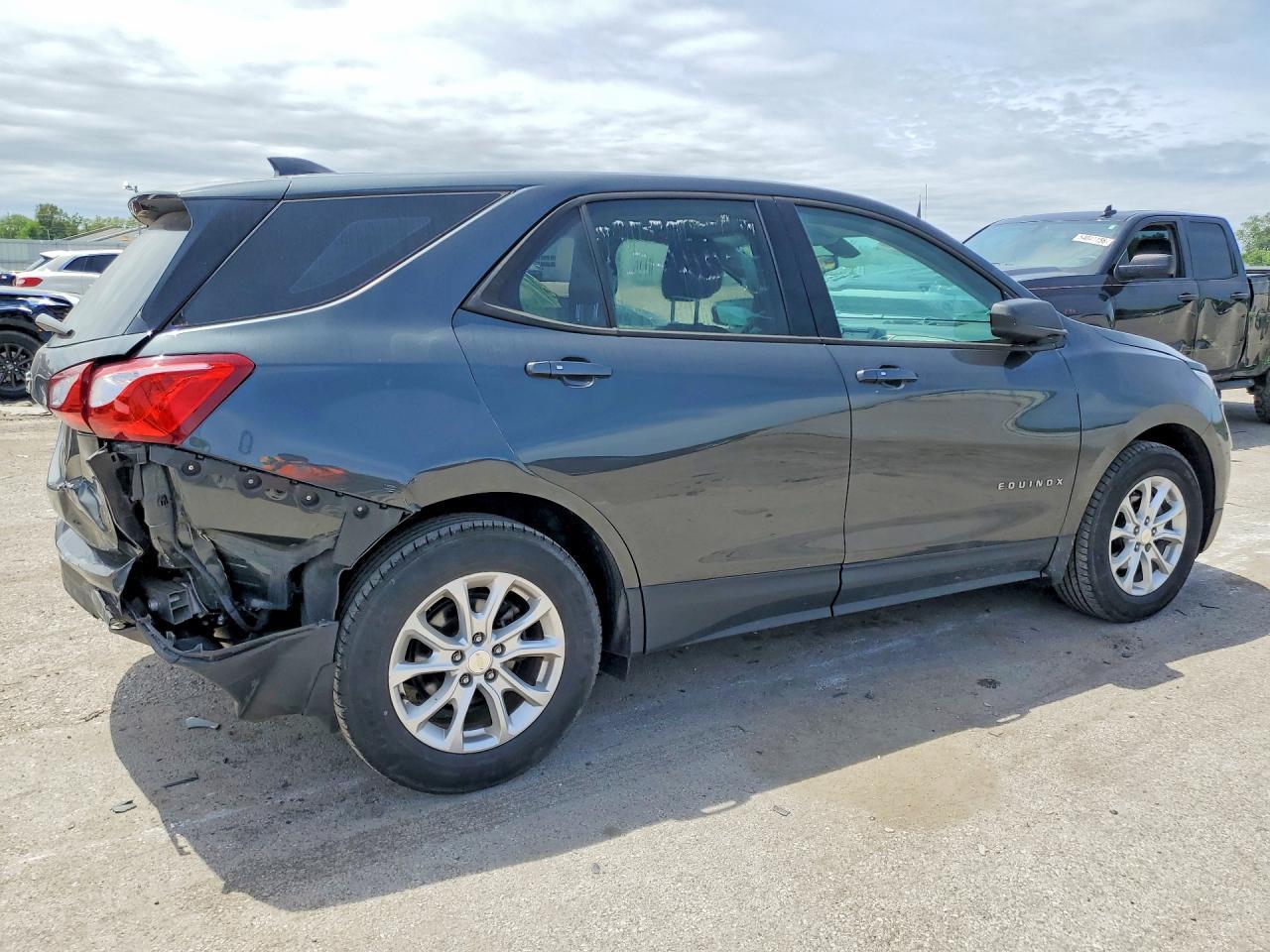 2019 Chevrolet Equinox Ls - zdjęcie 3