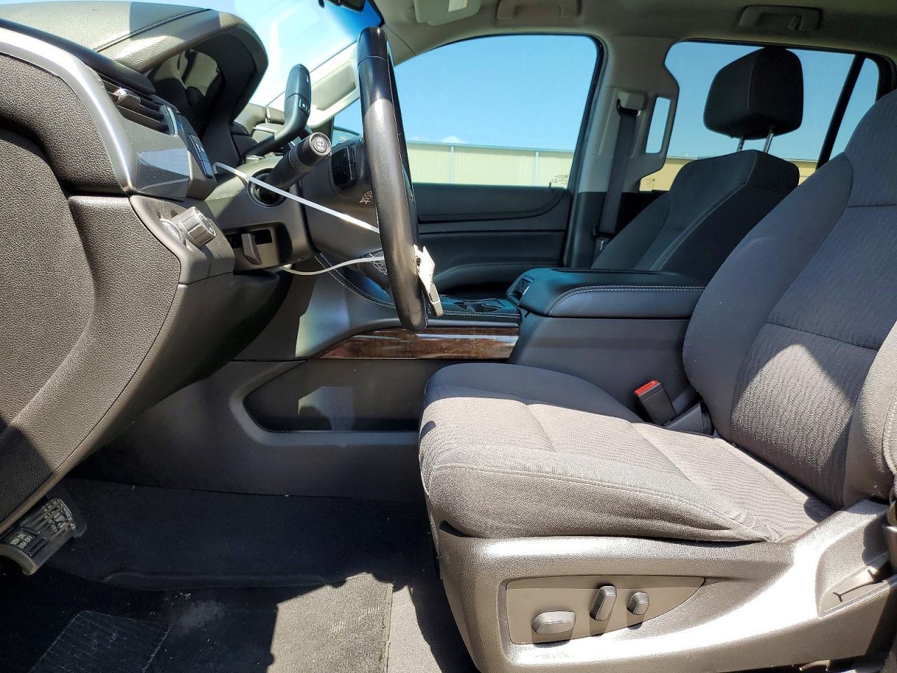 2019 Chevrolet Tahoe C1500 Ls - zdjęcie 7