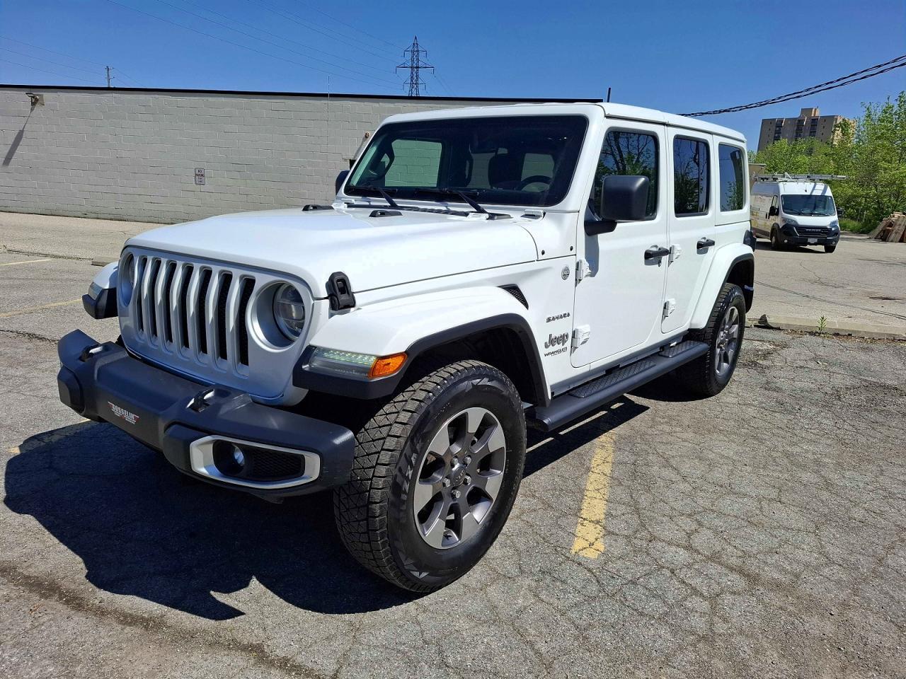 2021 Jeep Wrangler Unlimited Sahara - zdjęcie 2