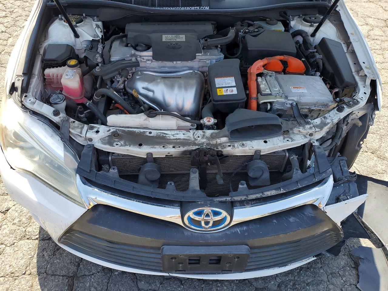 2017 Toyota Camry Hybrid Le - zdjęcie 11