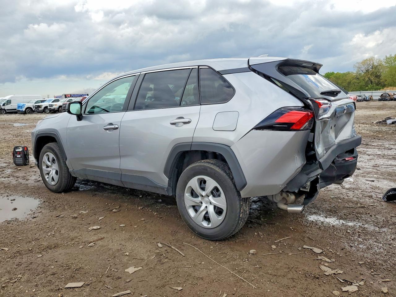 2023 Toyota Rav4 Le - zdjęcie 2