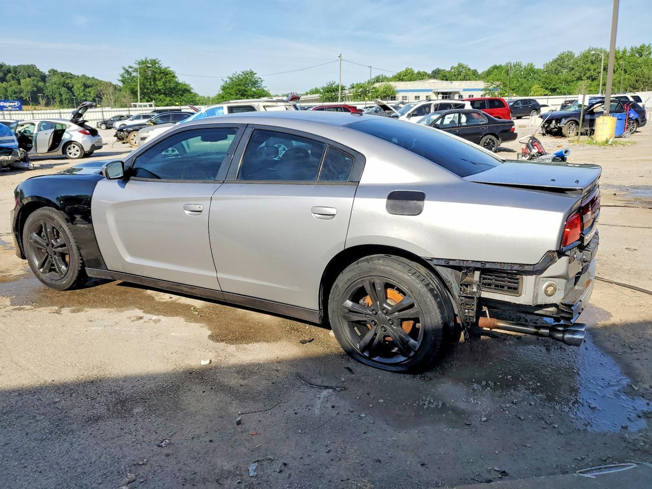 2013 Dodge Charger Sxt - zdjęcie 2