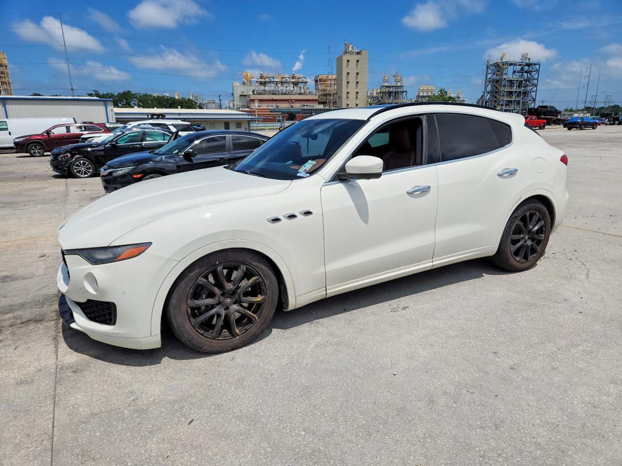 2017 Maserati Levante S Sport - zdjęcie główne