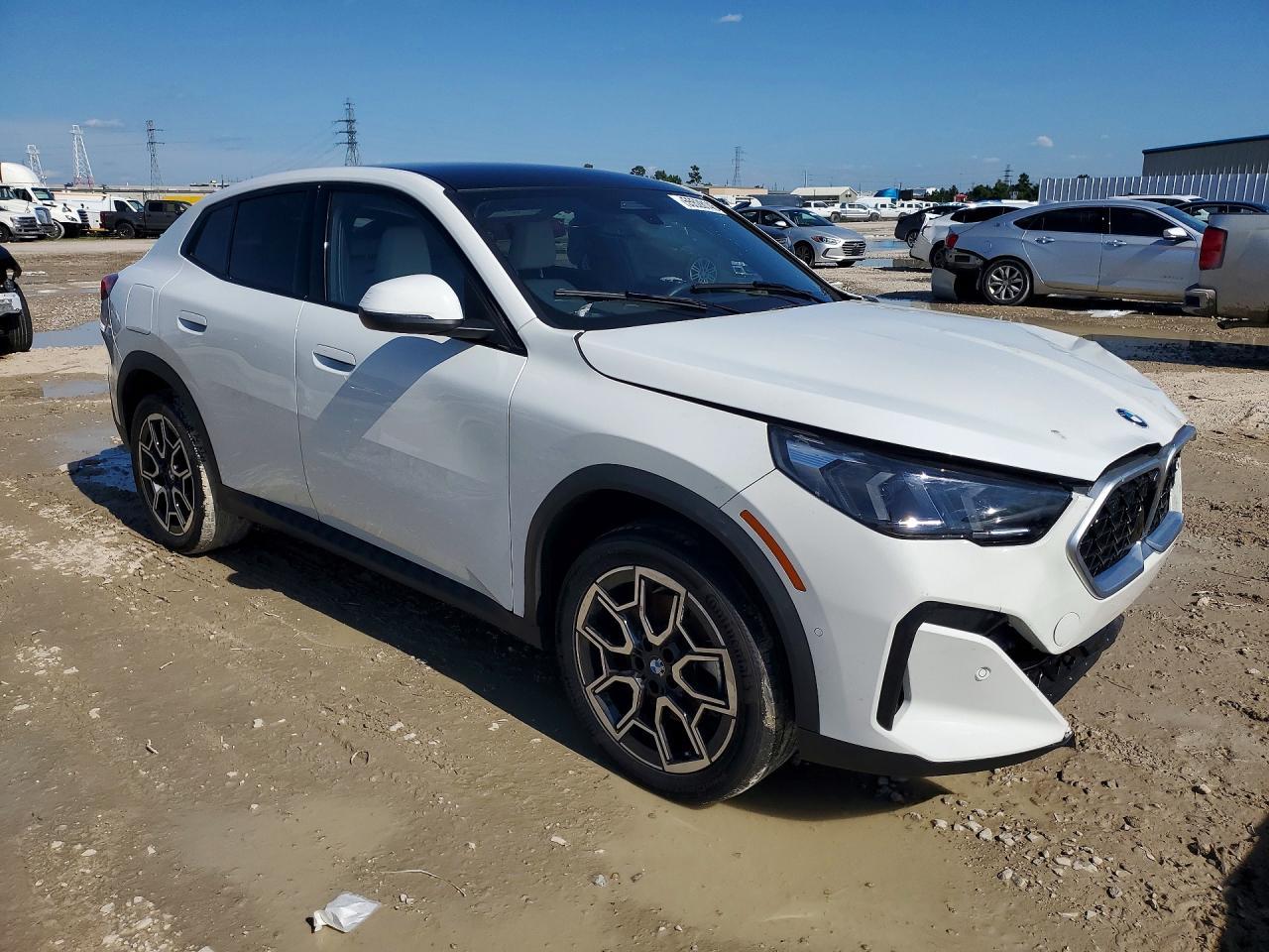 2026 BMW X2 xDrive28I - zdjęcie 4