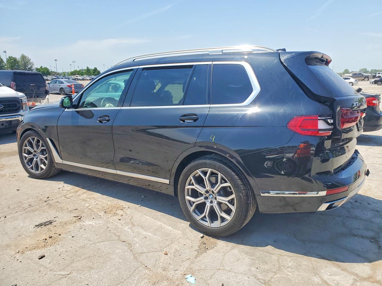 2019 BMW X7 xDrive40I - zdjęcie 2