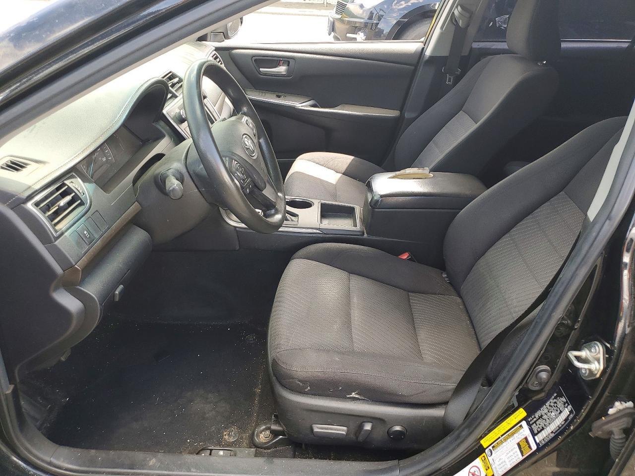 2015 Toyota Camry Le - zdjęcie 7