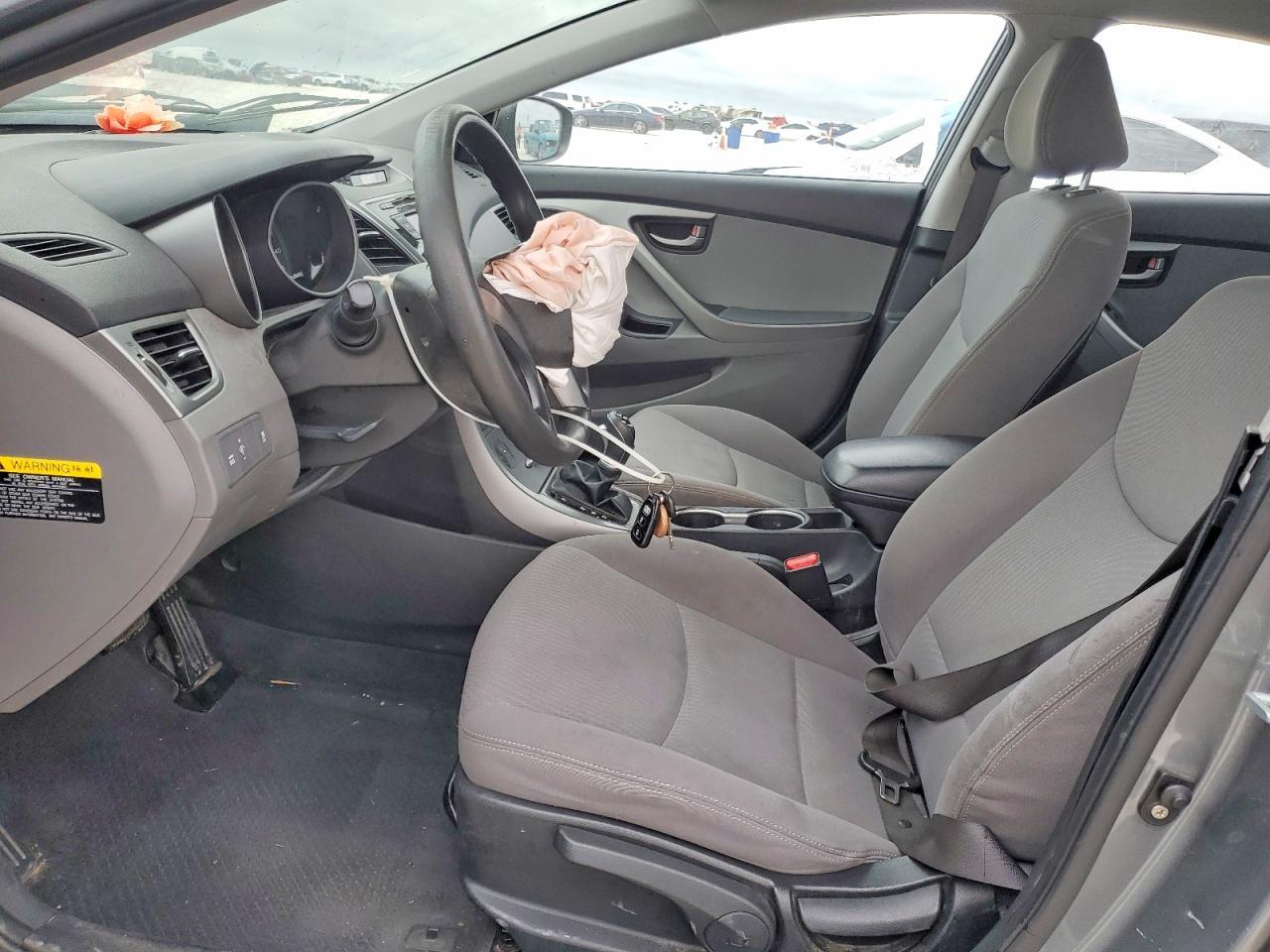 2016 Hyundai Elantra - zdjęcie 7
