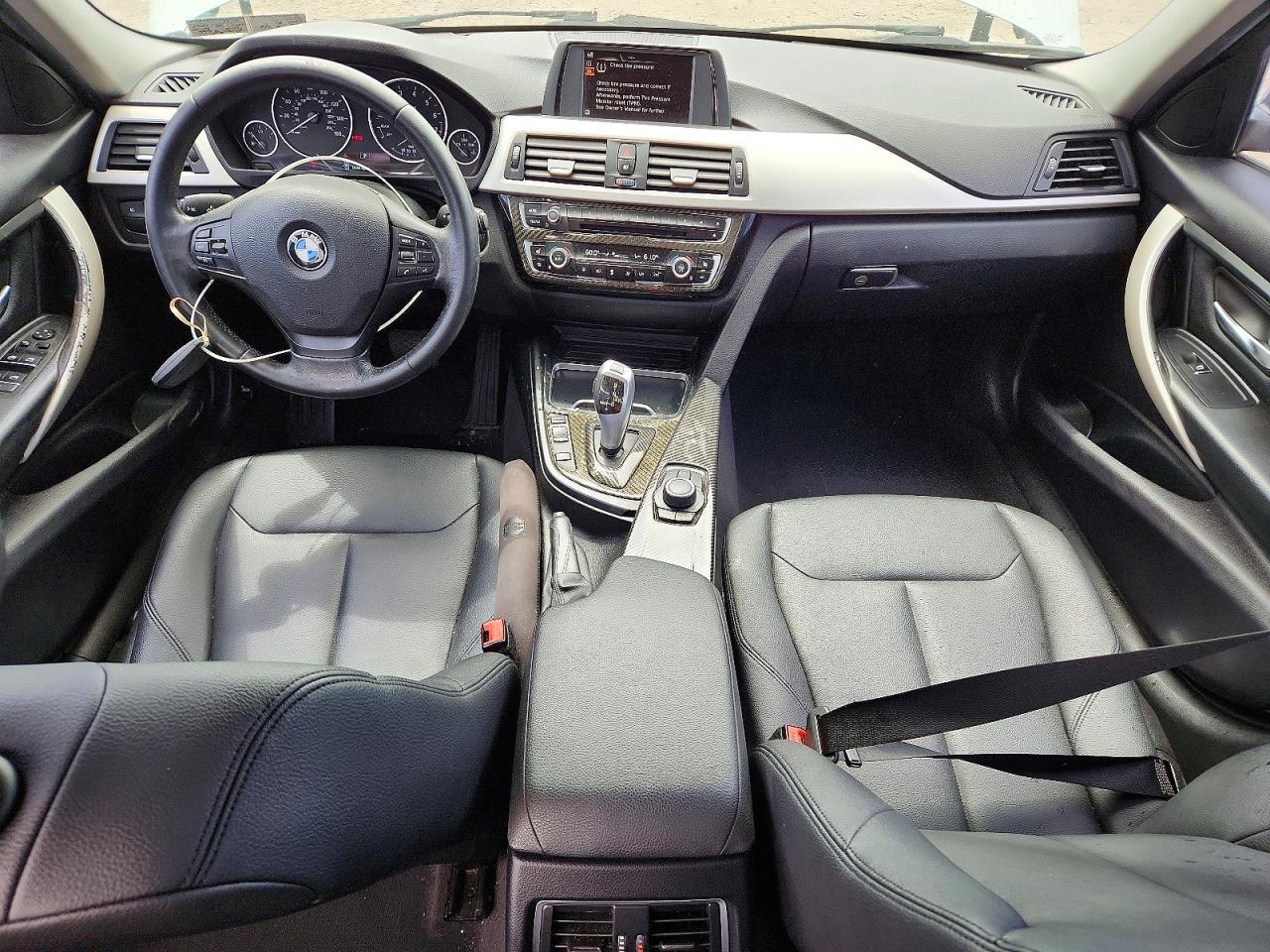 2016 BMW 320 Xi - zdjęcie 8