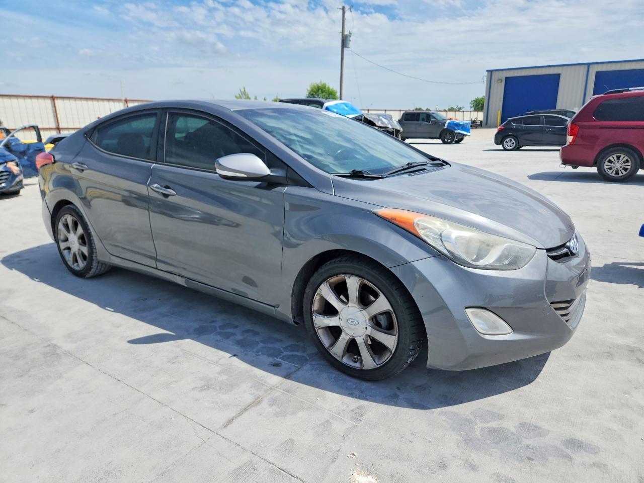 2013 Hyundai Elantra Limited - zdjęcie 4