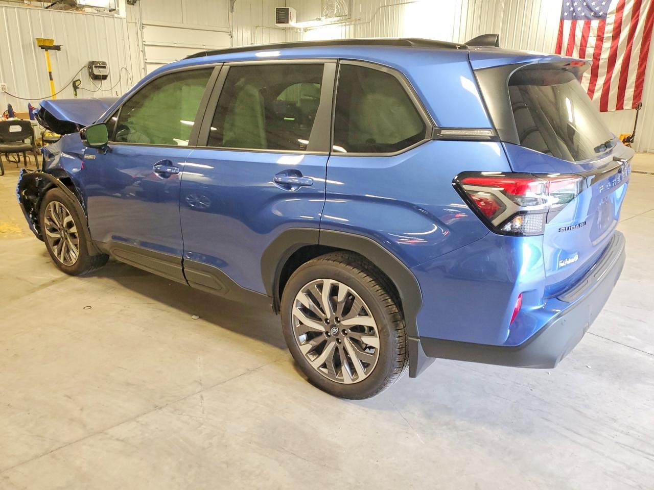 2026 Subaru Forester Touring - zdjęcie 2