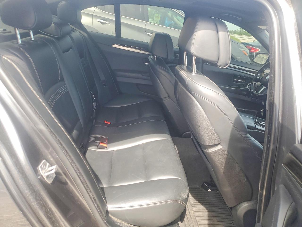 2016 BMW 528 Xi - zdjęcie 10