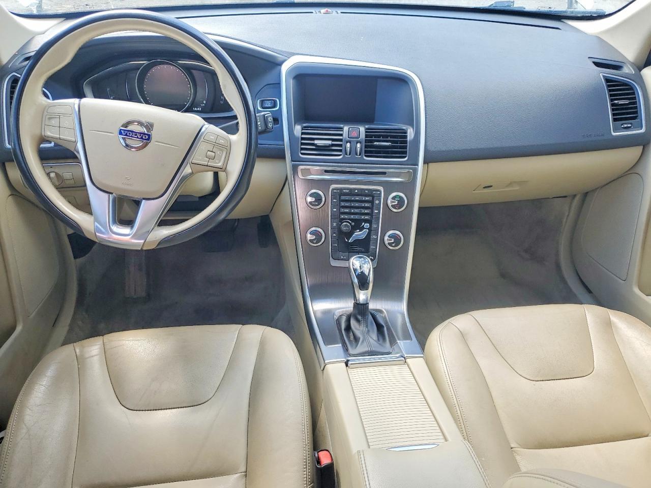 2016 Volvo Xc60 T5 Premier - zdjęcie 8