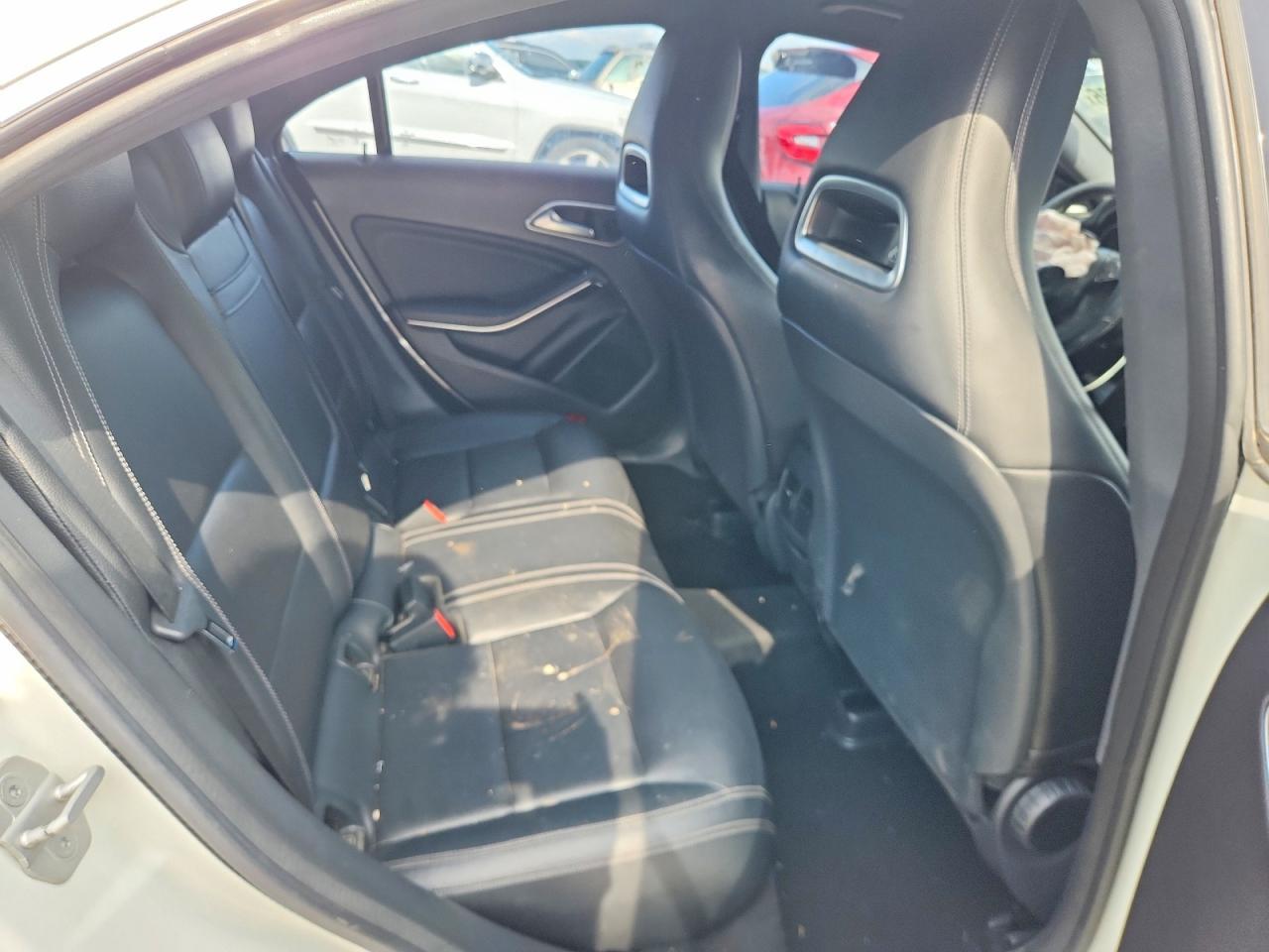 2016 Mercedes-Benz Cla 250 - zdjęcie 10