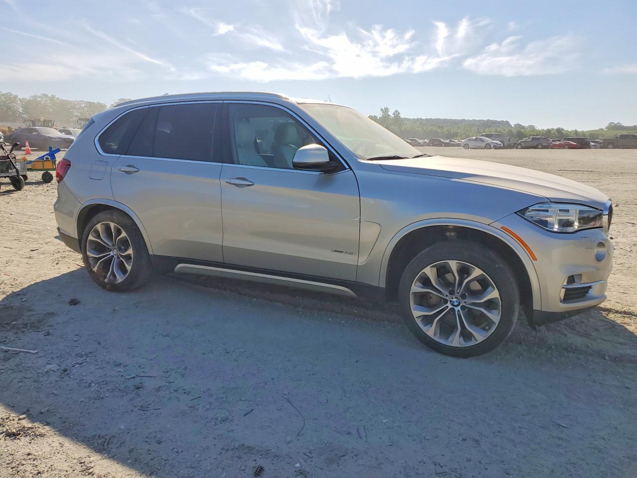 2015 BMW X5 xDrive35I - zdjęcie 4