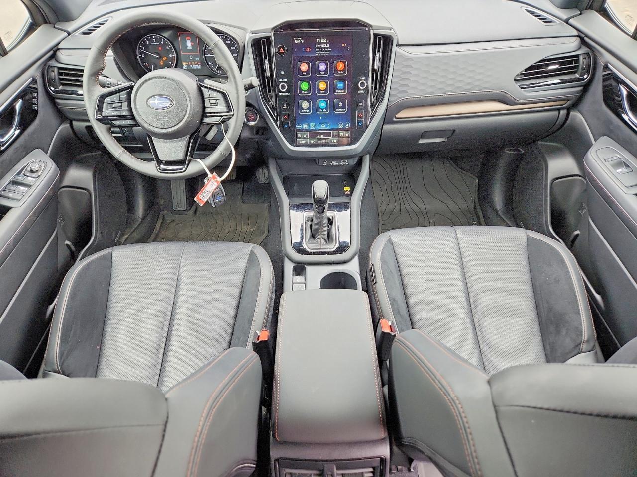 2025 Subaru Forester Touring - zdjęcie 8