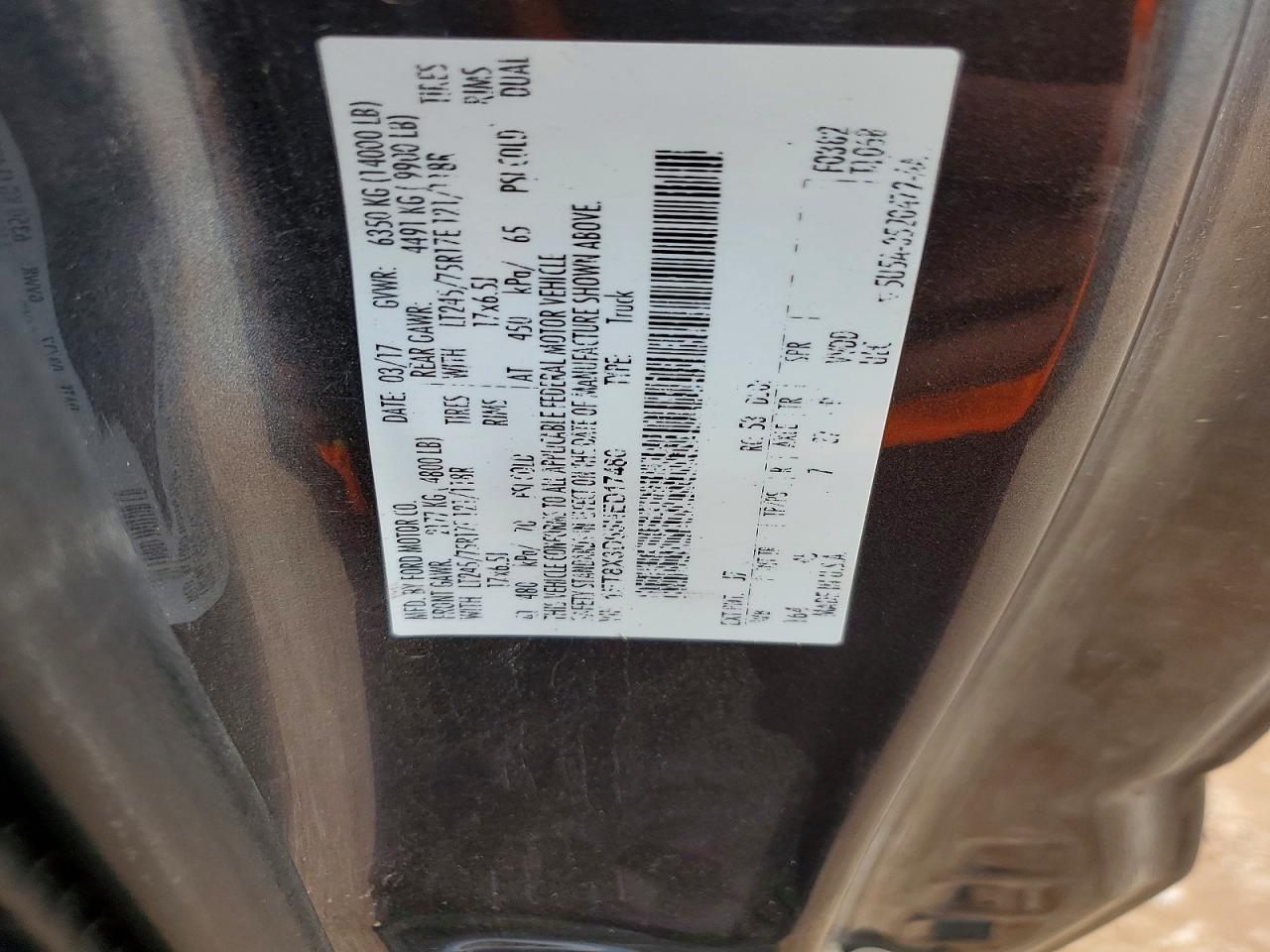 2017 Ford F350 Super Duty - zdjęcie 12