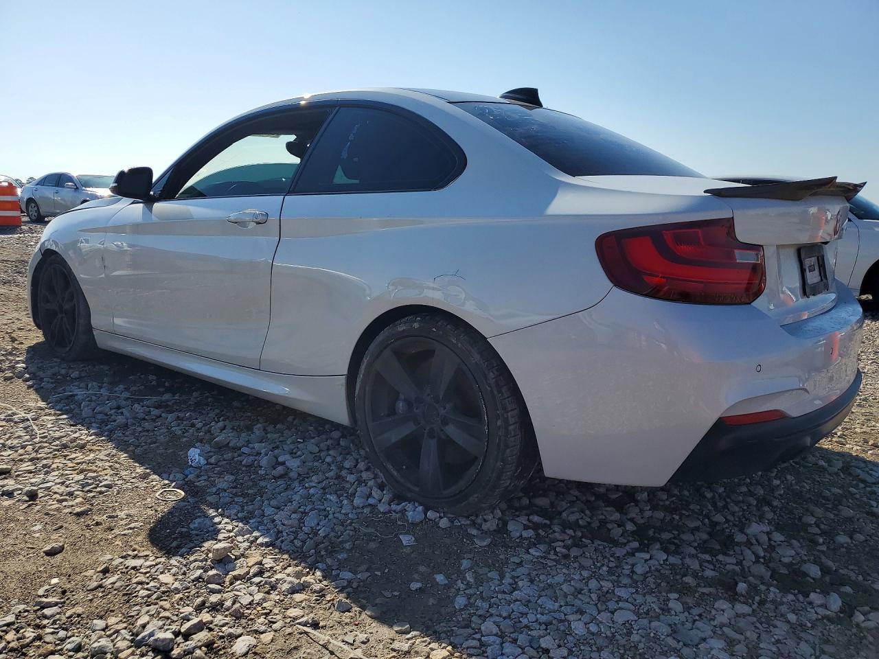 2015 BMW M235I - zdjęcie 2