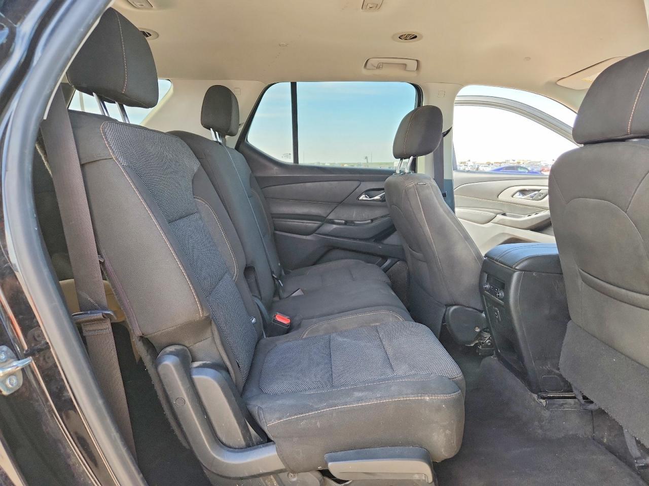 2020 Chevrolet Traverse Ls - zdjęcie 11