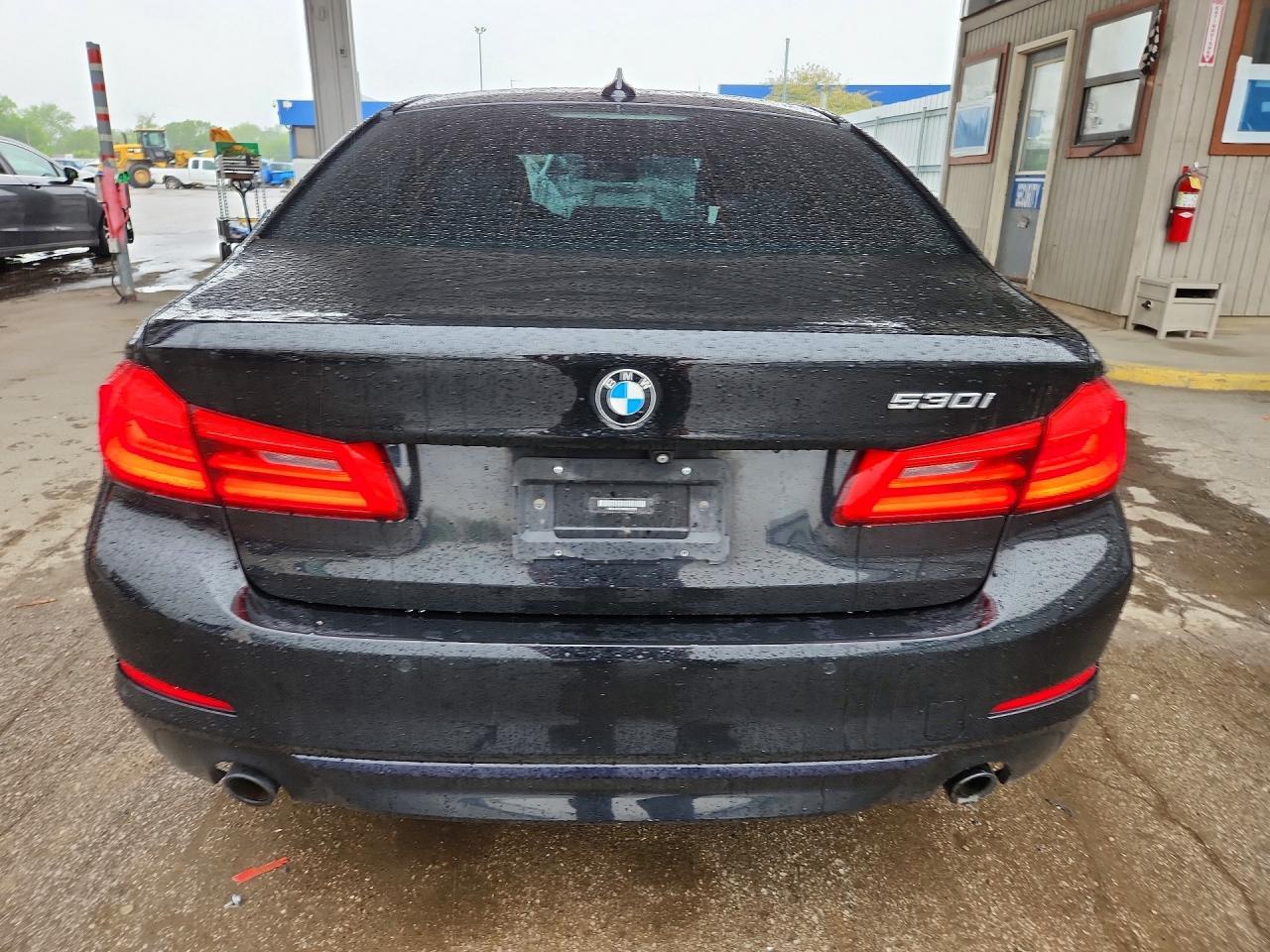 2019 BMW 530 I - zdjęcie 6