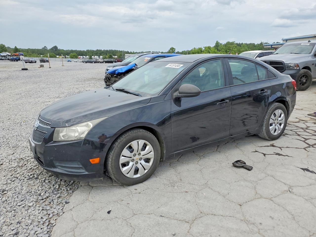 2013 Chevrolet Cruz - zdjęcie główne