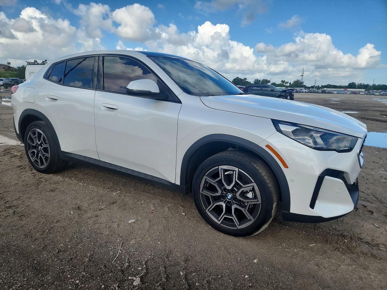 2026 BMW X2 xDrive28I - zdjęcie 4