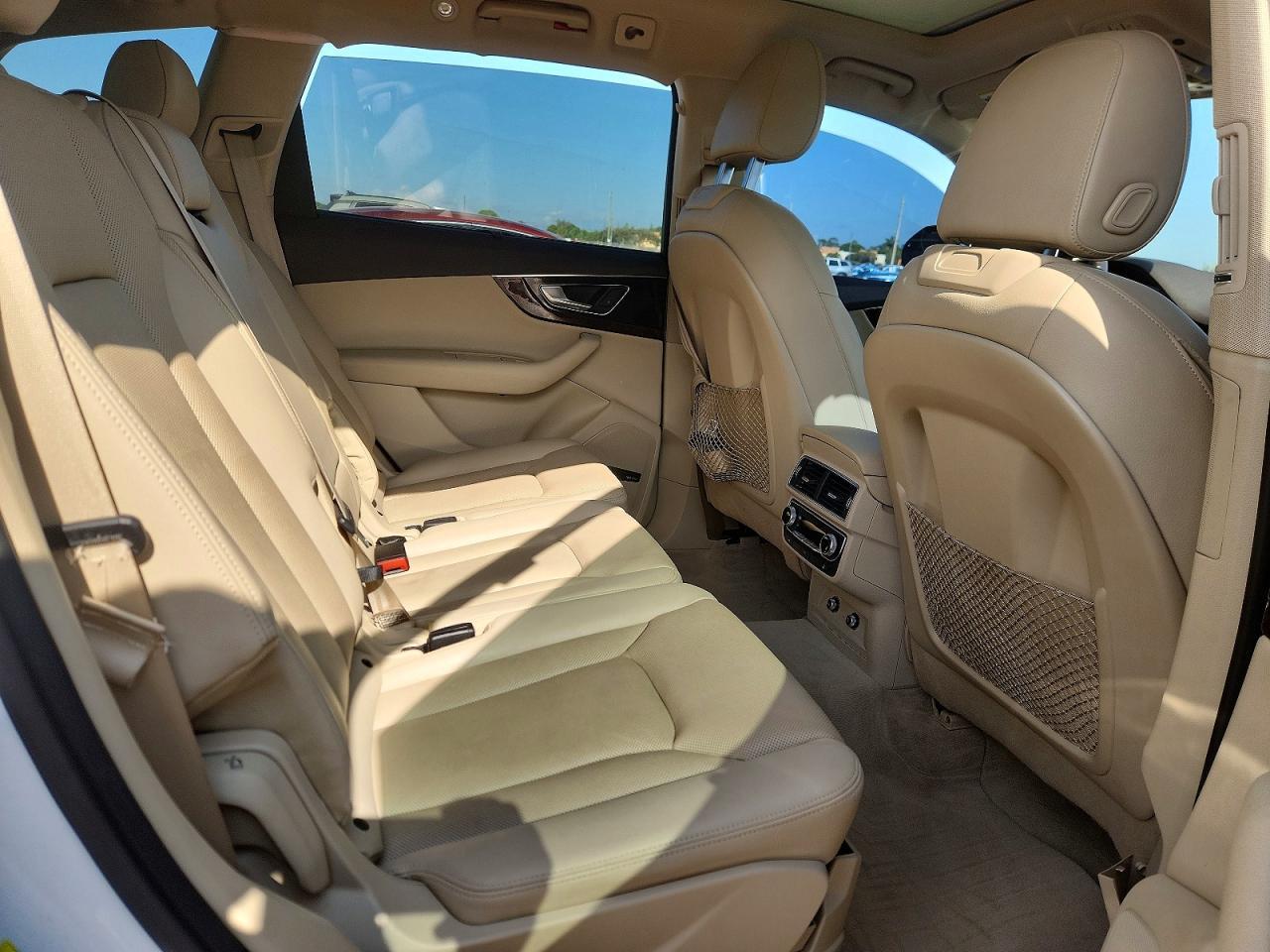 2019 Audi Q7 Premium Plus - zdjęcie 10