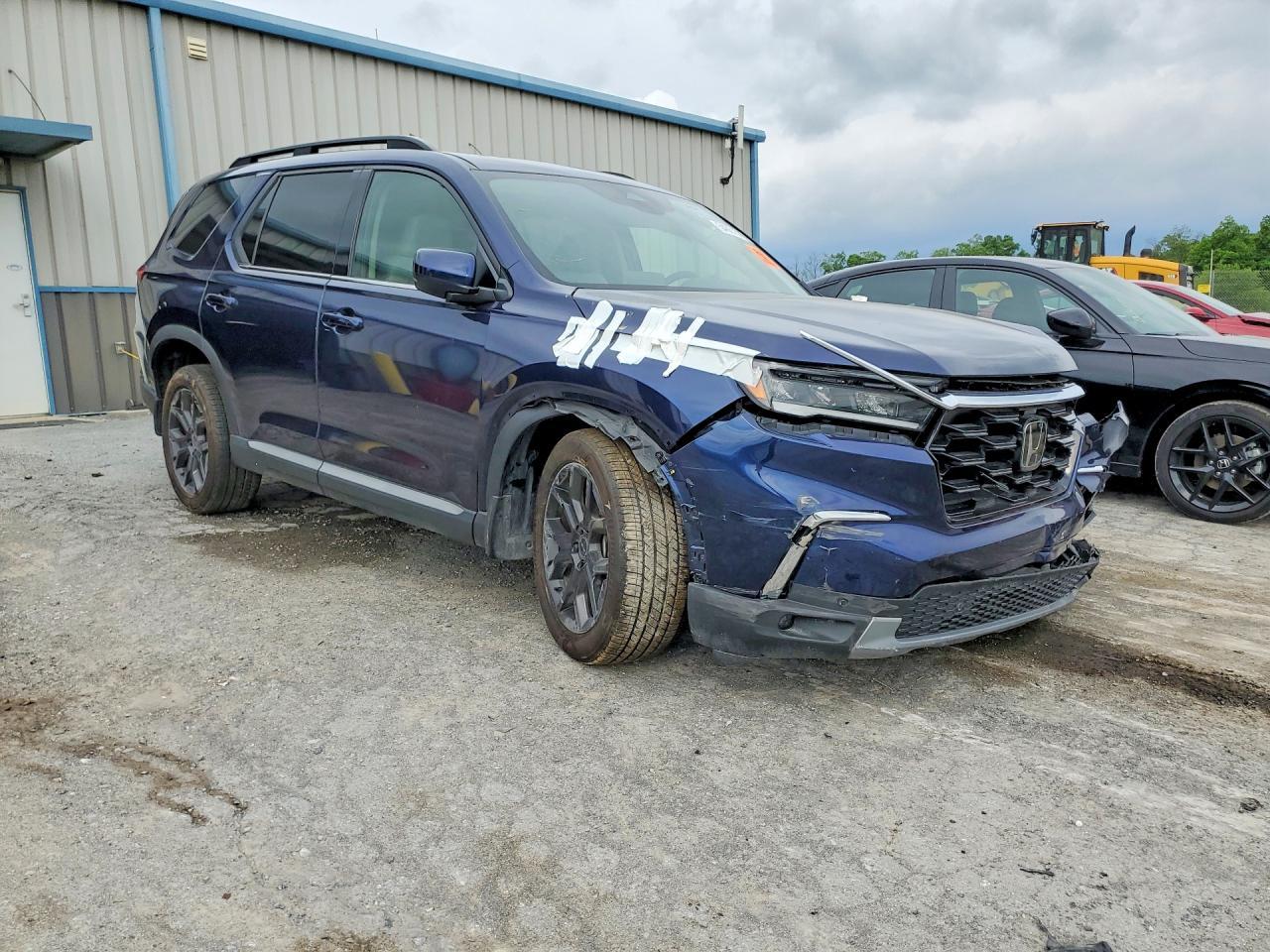 2025 Honda Pilot Touring - zdjęcie 4