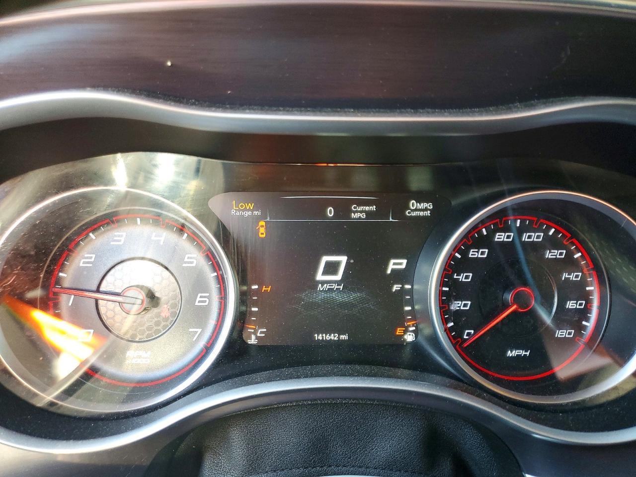 2016 Dodge Charger R - zdjęcie 9
