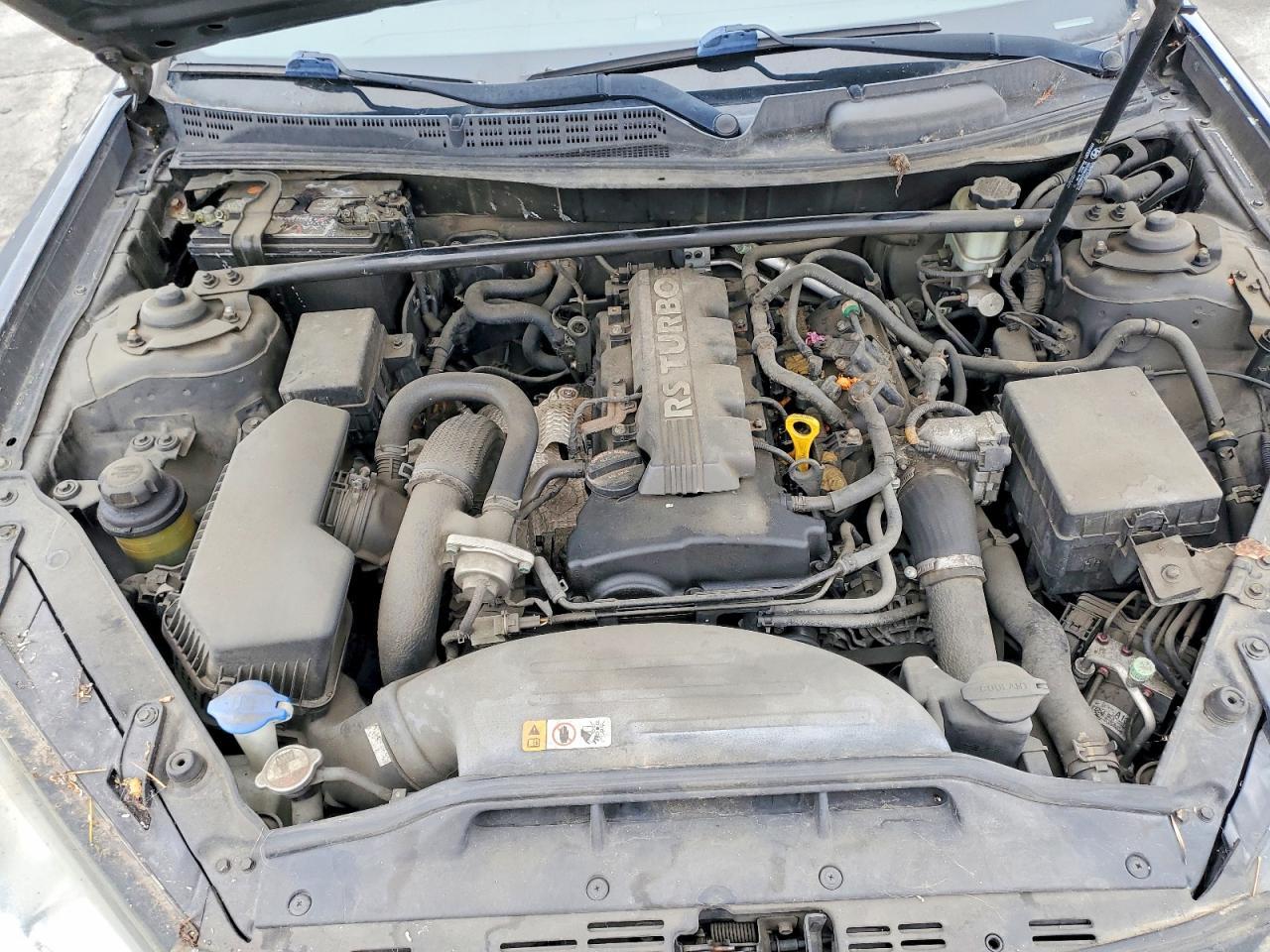 2013 Hyundai Genesis Coupe 2.0T - zdjęcie 11