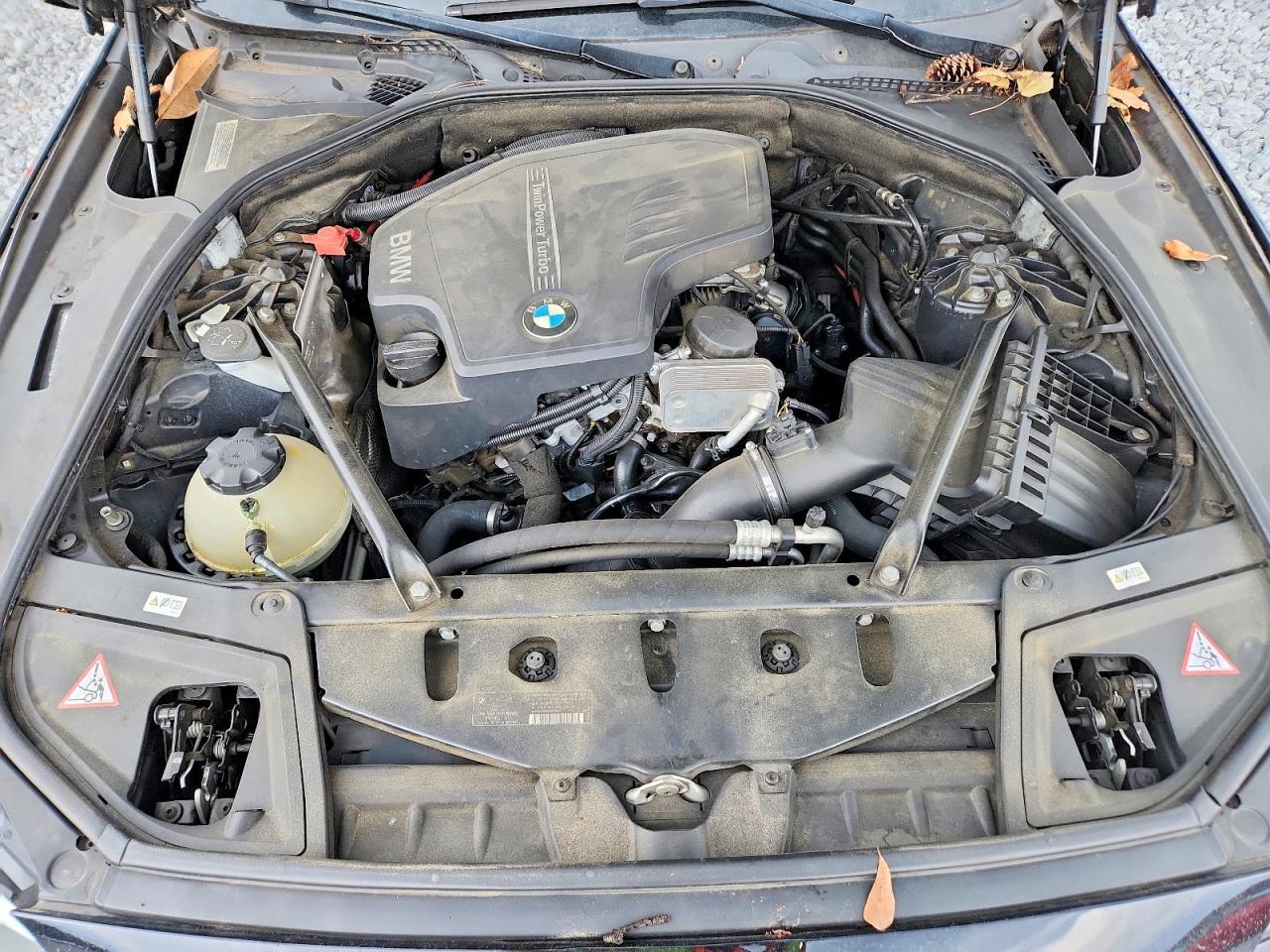 2014 BMW 528 I - zdjęcie 11
