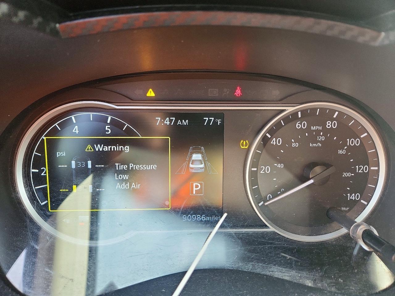 2021 Nissan Versa Sv - zdjęcie 9