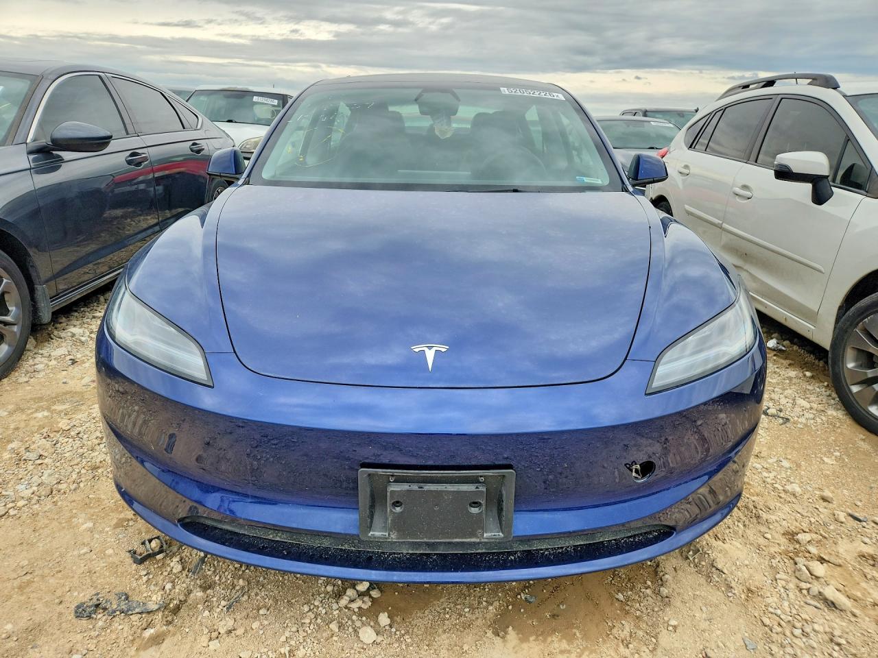 2025 Tesla Model 3 - zdjęcie 5