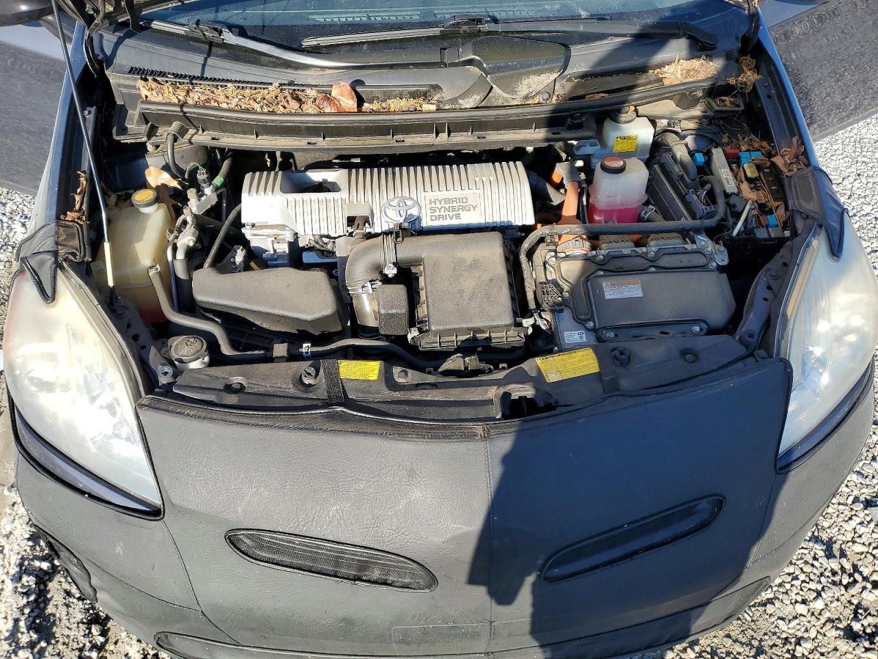 2014 Toyota Prius Two - zdjęcie 11