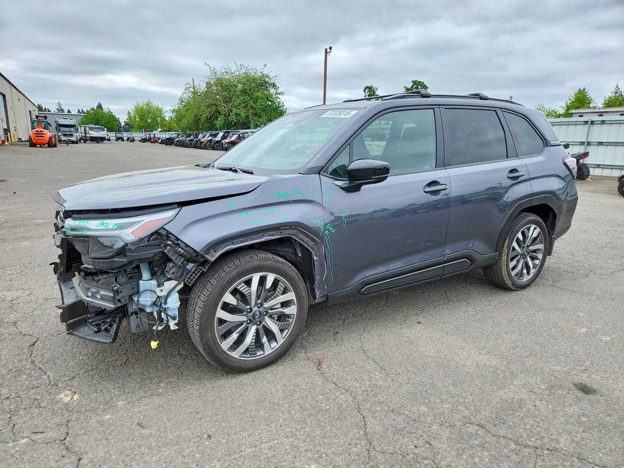 2025 Subaru Forester Touring - zdjęcie główne