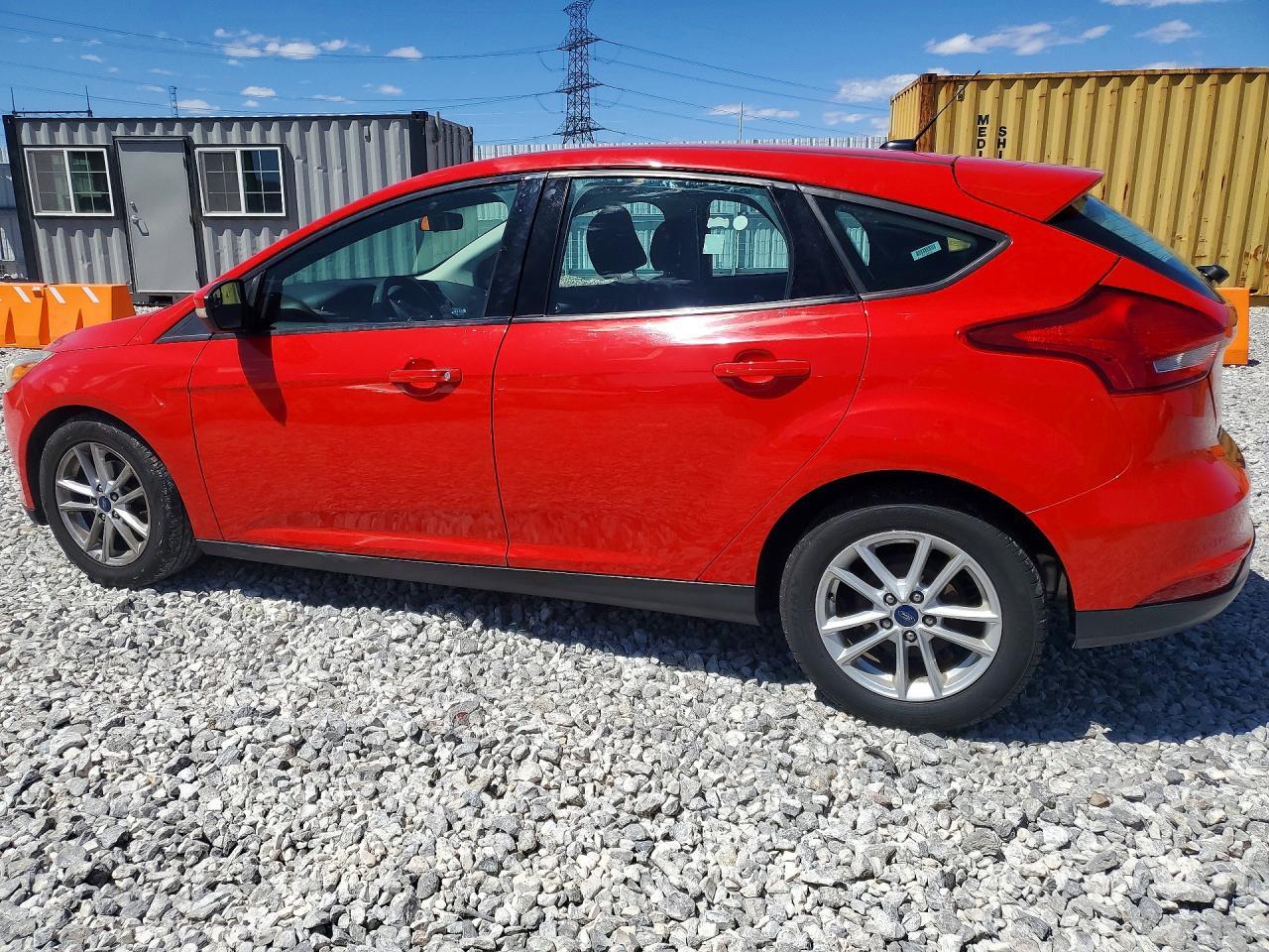 2017 Ford Focus Se - zdjęcie 2