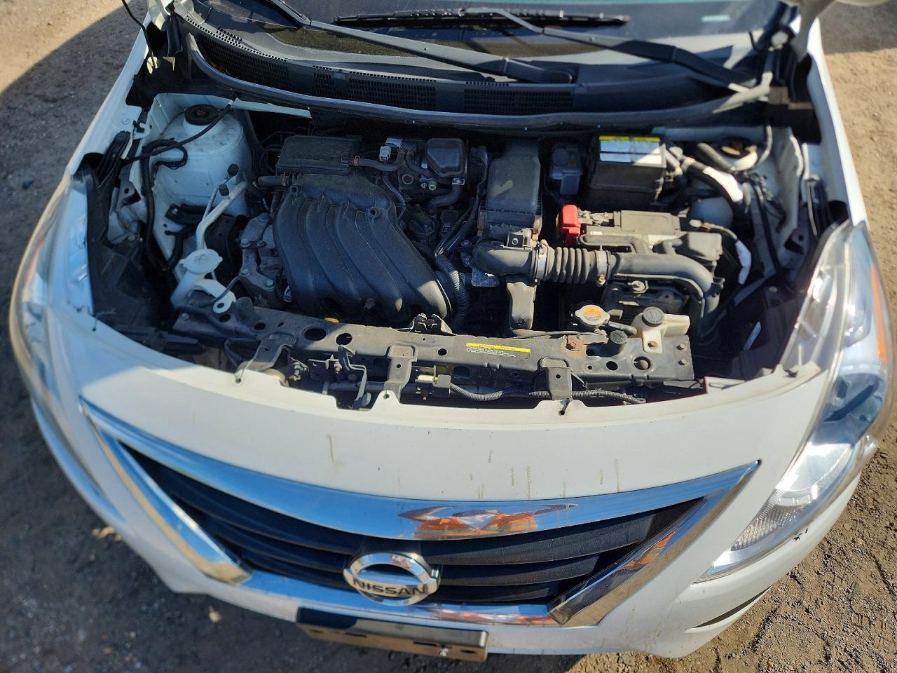 2016 Nissan Versa 1.6 S - zdjęcie 11