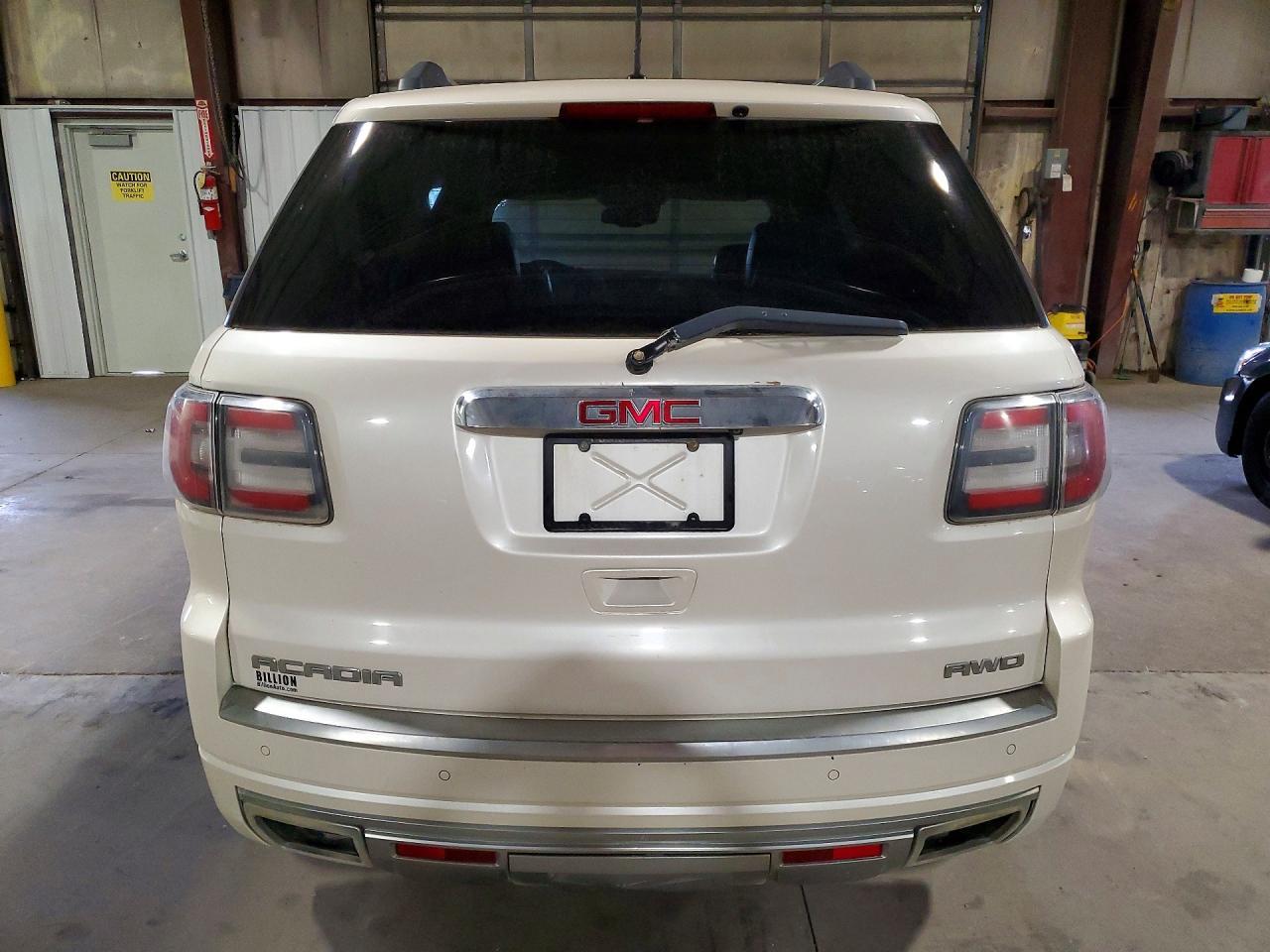 2014 GMC Acadia Denali - zdjęcie 6