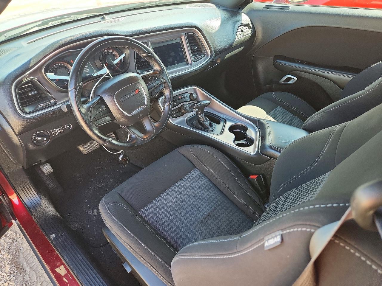 2021 Dodge Challenger Sxt - zdjęcie 8
