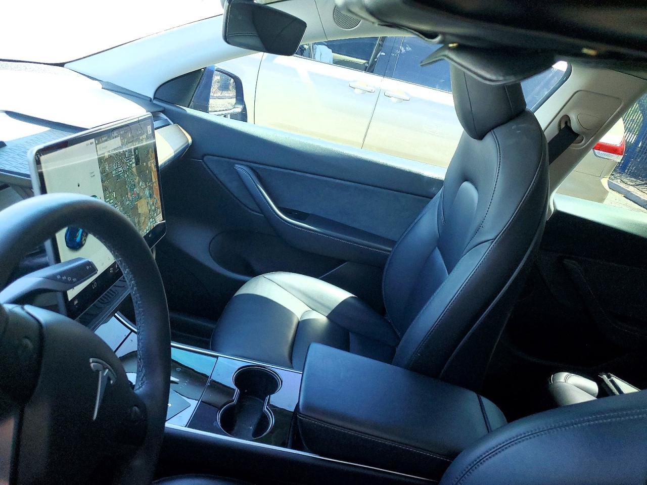 2020 Tesla Model Y - zdjęcie 9
